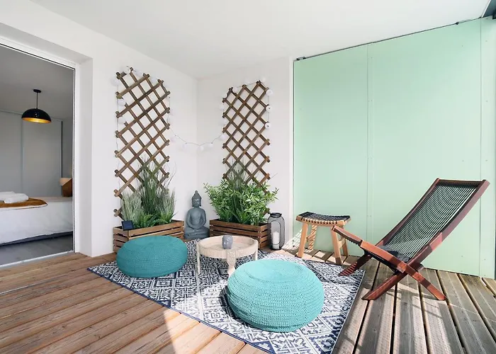 Expat Renting - Le Mosaique - Patte D'oie - Parking